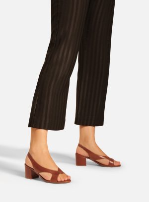 Sand?lia Marrom Couro Bloco Tira Larga Slingback