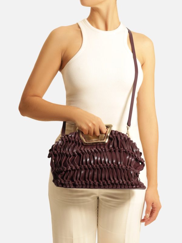 Bolsa Tiracolo Vinho Couro M?dia Al?a Metal