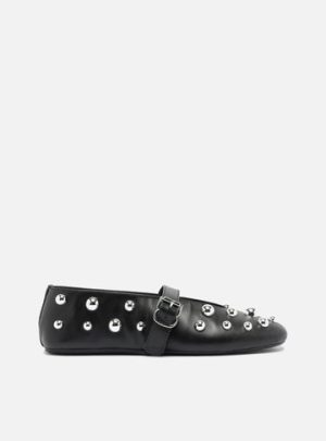 Sapatilha Preta Couro Studs