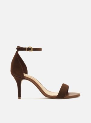 Sand?lia Marrom Camur?a Salto M?dio Fino Isabelli
